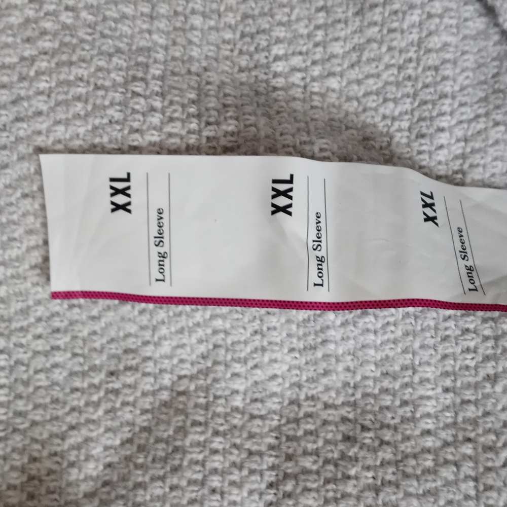 Mens XXL Henley top. - Picture 4 of 9